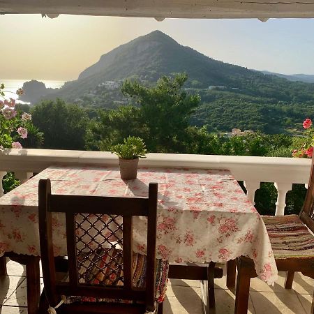 Ermones Odyssesas Bungalow Vátos Esterno foto