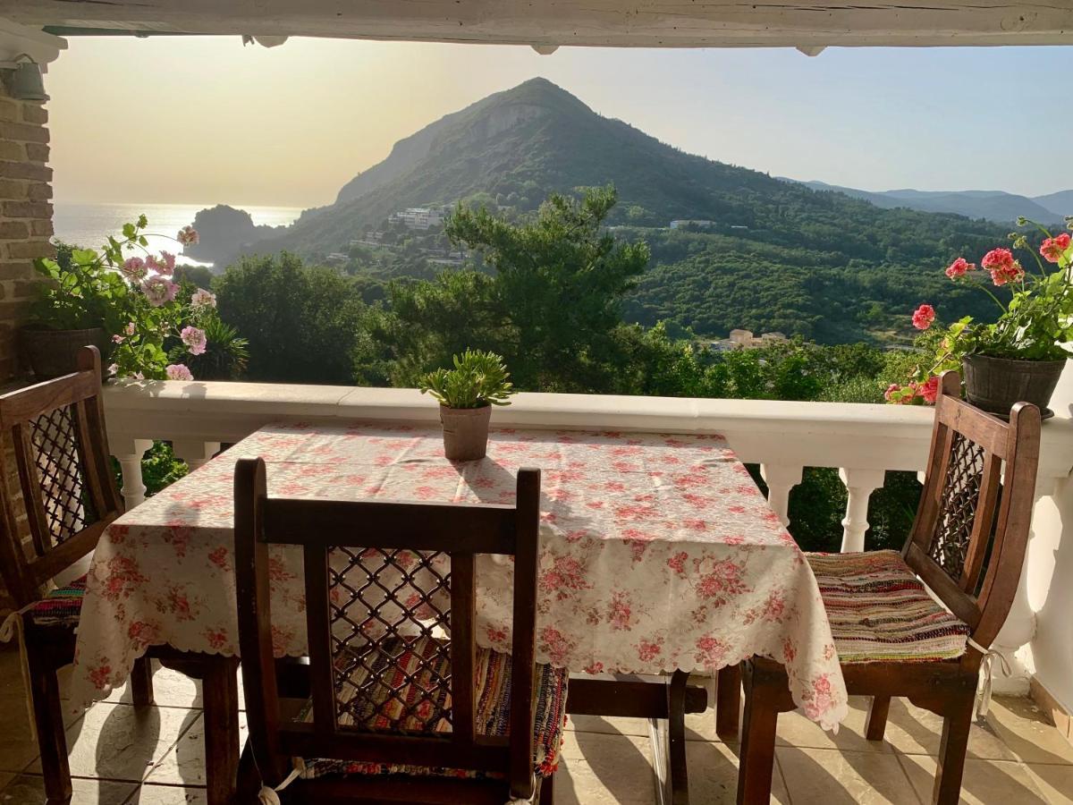 Ermones Odyssesas Bungalow Vátos Esterno foto