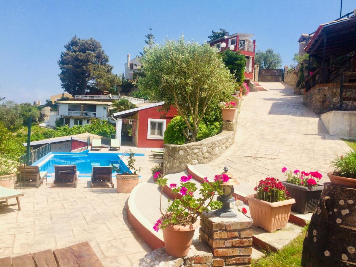 Ermones Odyssesas Bungalow Vátos Esterno foto